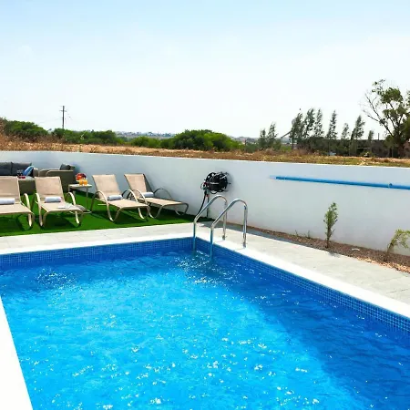 Kpalaa10 Villa Paralimni